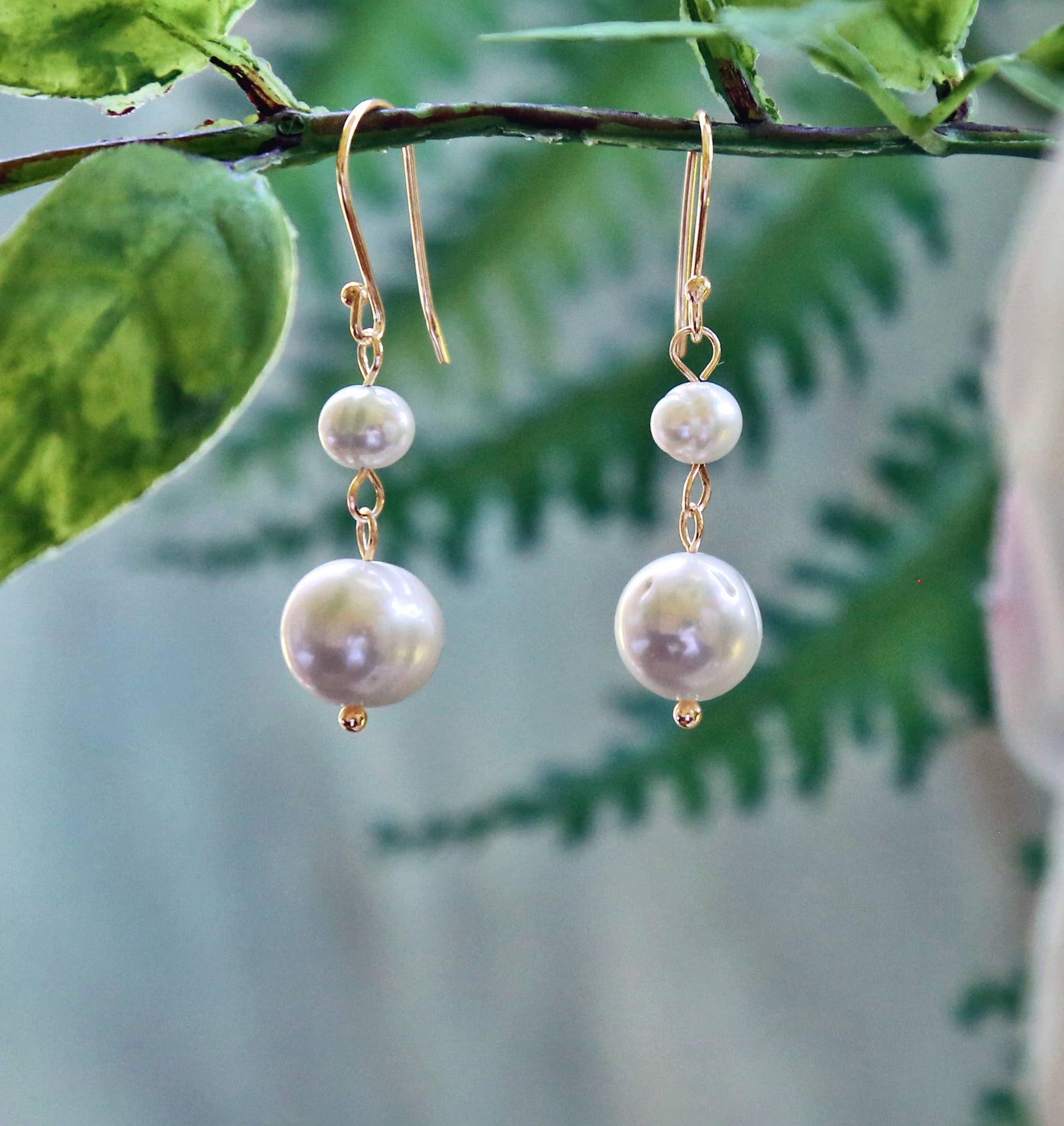 Dual Pearl Drop Earring