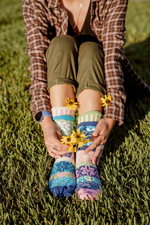 Solmate Socks - Hummingbird Crew Socks