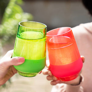 Wine FREEZE XL Cooling Cup in Vivid Colors
