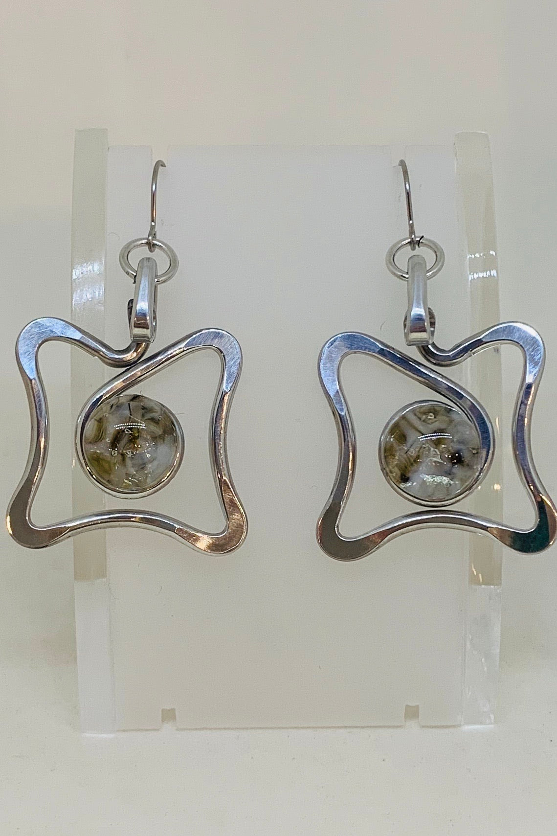 Open Square Curl Earrings w/ Light Brown/Gray Stone